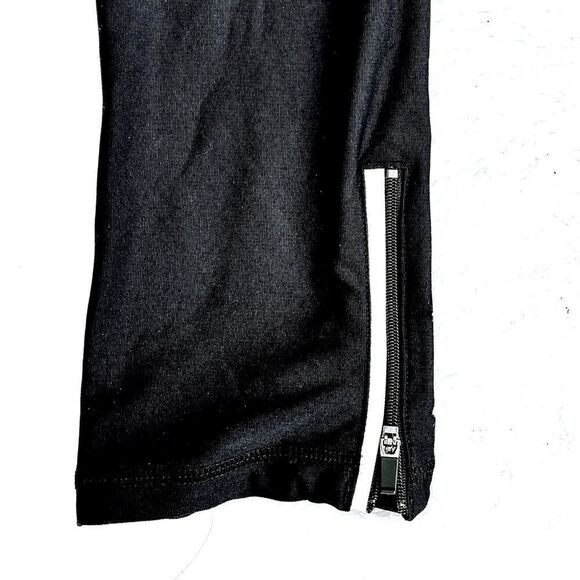 🍍3/$15🍍 Calvin Klein Performance Cropped Leggings - Picture 4 of 8